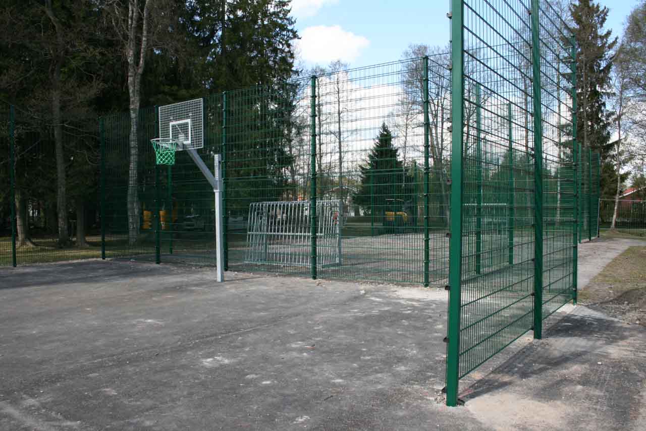 Bollplansstolpar, Mörkgrön 4700x60x60 mm